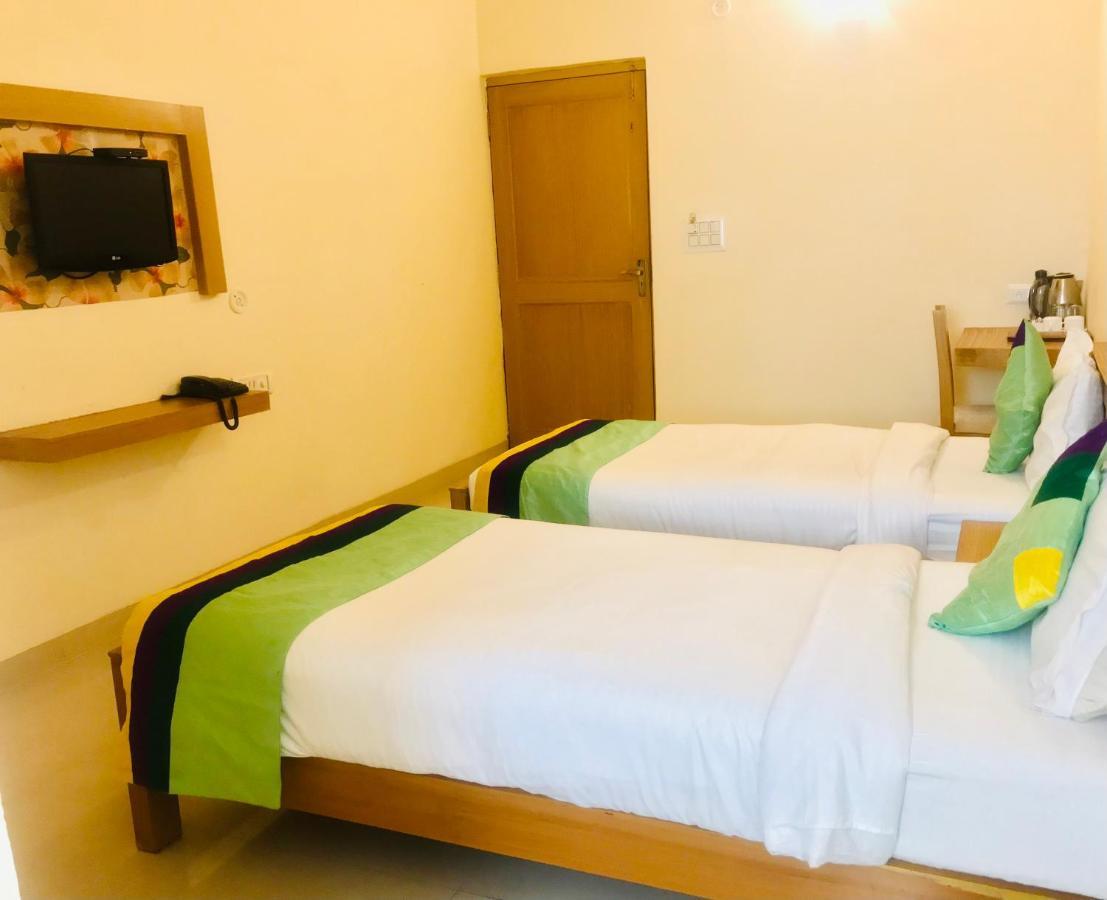 Hotel Tulip Palm Divisione di Divisione di Jaipur Esterno foto
