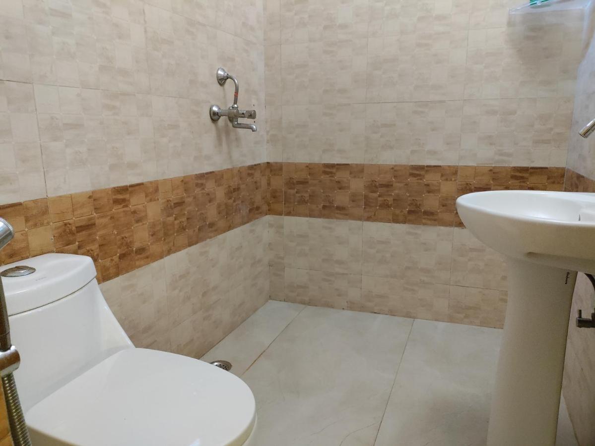 Hotel Tulip Palm Divisione di Divisione di Jaipur Esterno foto