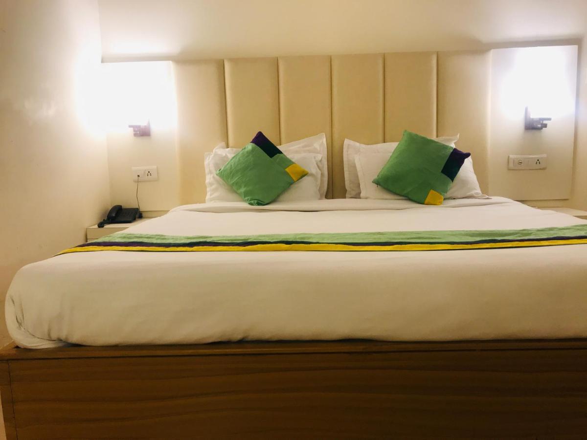Hotel Tulip Palm Divisione di Divisione di Jaipur Esterno foto